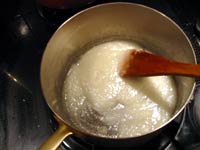 After a few minutes the sugar dissolves in only 2 teaspoons of lemon juice!